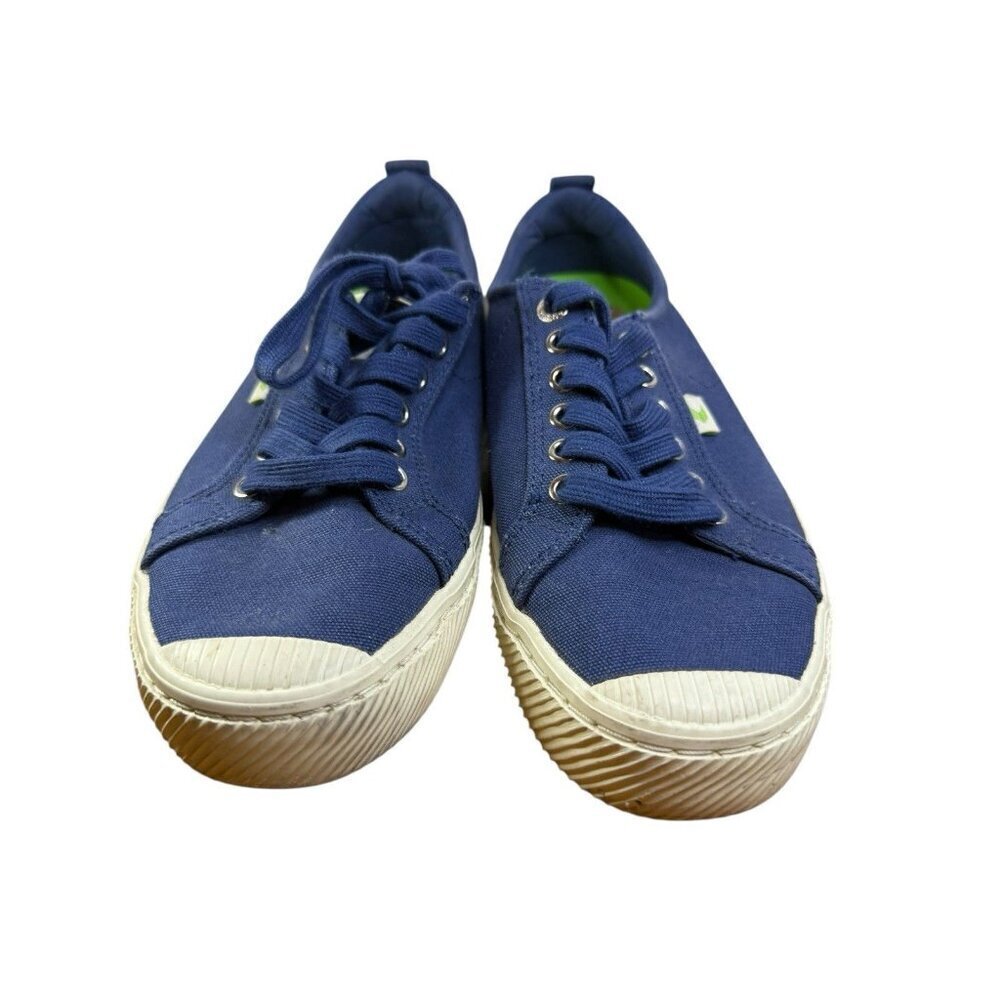 Cariuma Unisex Blue Canvas Low top Sneakers Shoes casual Size Men’s 8 Women 9.5
